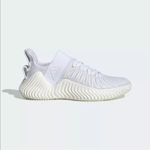 NWT Adidas AlphaBOUNCE Trainer